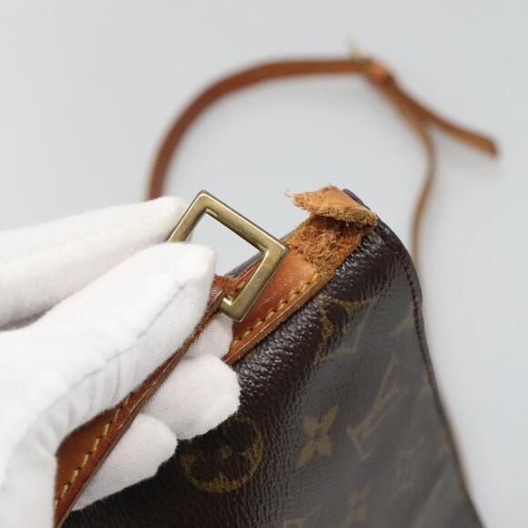 LOUIS VUITTON Monogram Trotteur Shoulder Bag M51240 - Picture 9 of 16